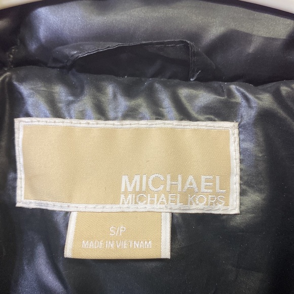 SOLD - Picture 2 of 6